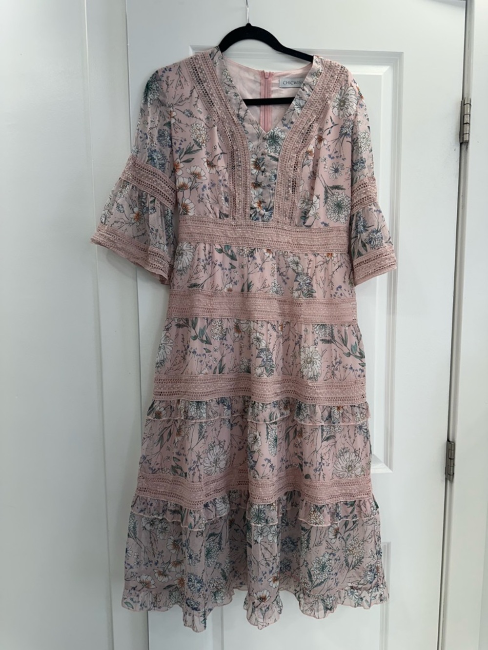 Chicwish Pink Floral Lace-Trim Tiered Midi Dress - Picture 3 of 5